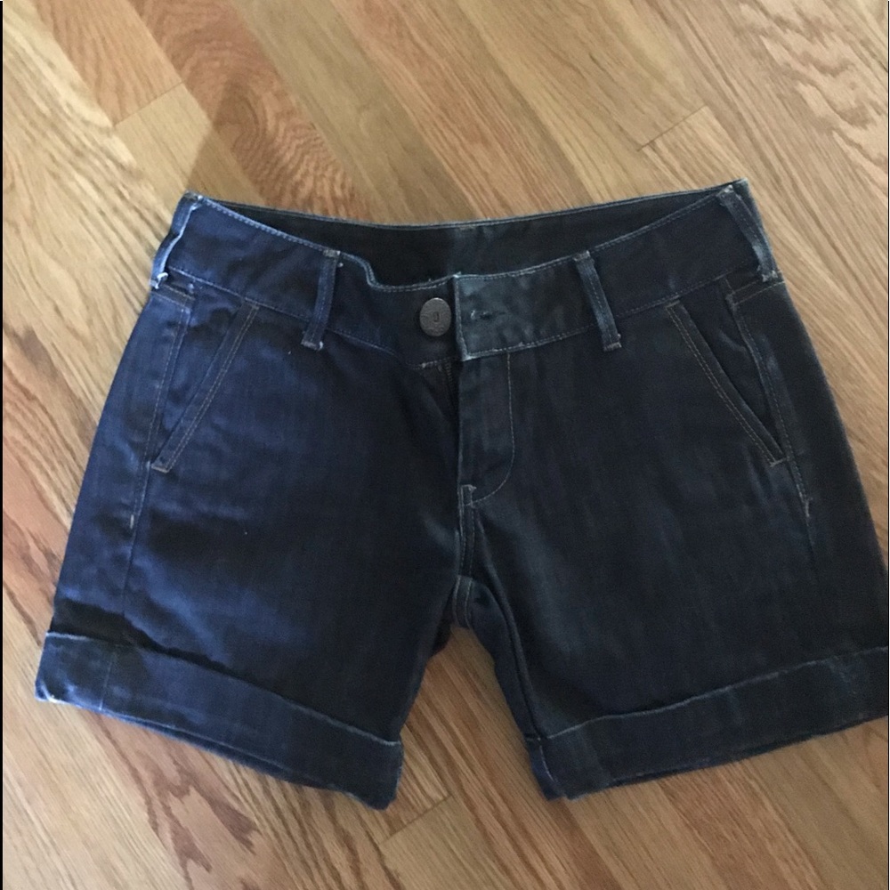 REDUCED 💜 NWOT JEAN SHORTS